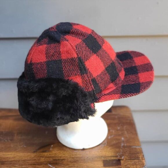 UGG Black shearling Red Black Buffalo Plaid Lumberjack Hat size L/XL